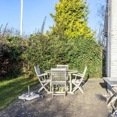 3 Bedroom Gorgeous In Prázdninový dům Nordenbro Vesteregn